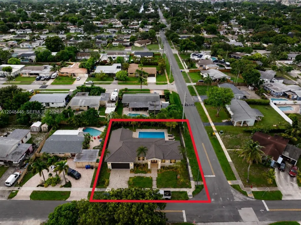 3644 SW 21st Street Fort Lauderdale, FL 33312