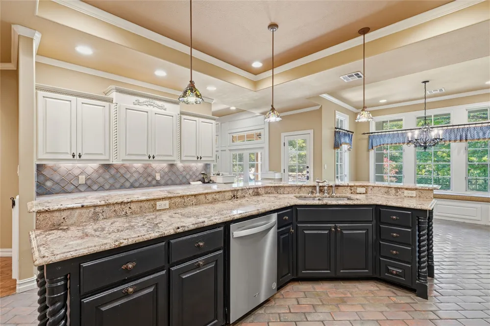 11905 S 4th Street Jenks, OK 74037