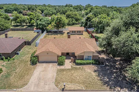 1015 Meadowlark Lane
