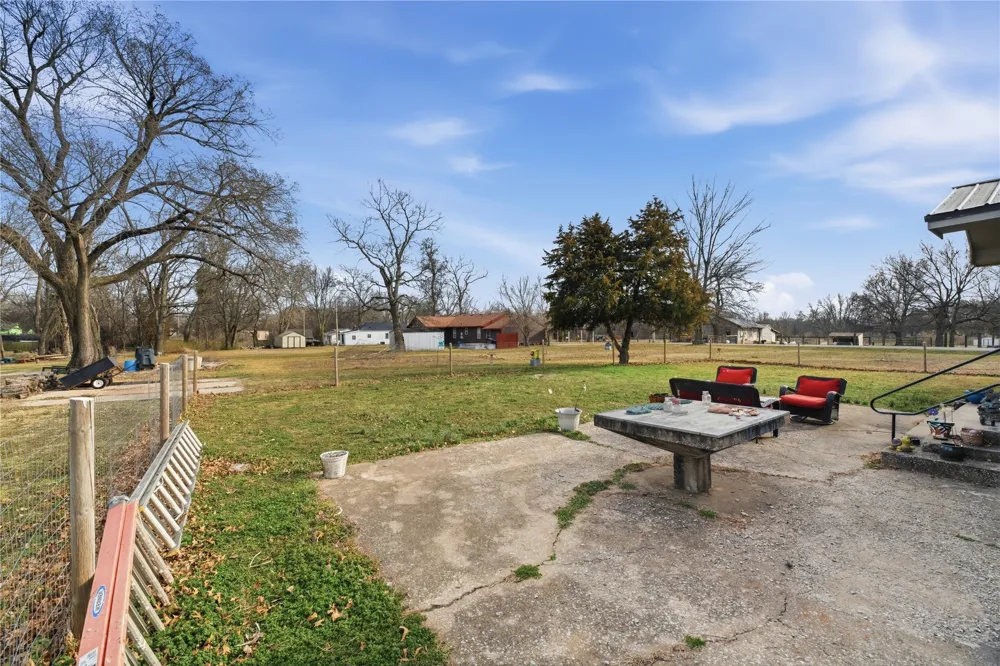 1101 Beech Street Chelsea, OK 74016
