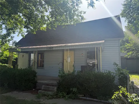 1207 NW C STREET