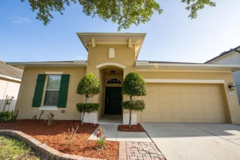 7627 STONEY HILL DRIVE