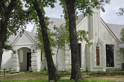 450 Ginger Court