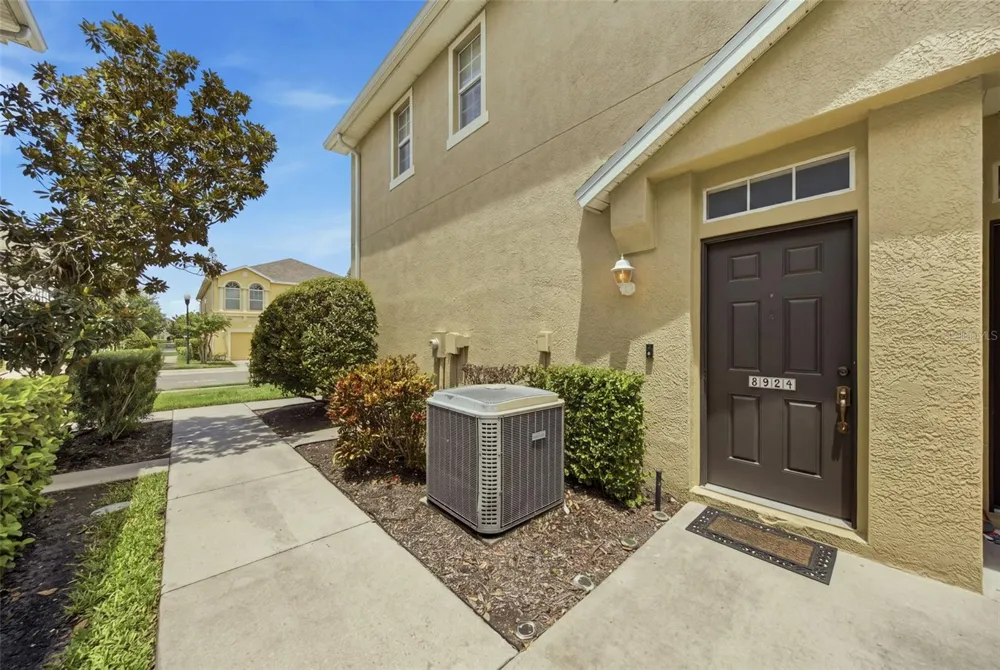 8924 MOONLIT MEADOWS LOOP Riverview, FL 33578
