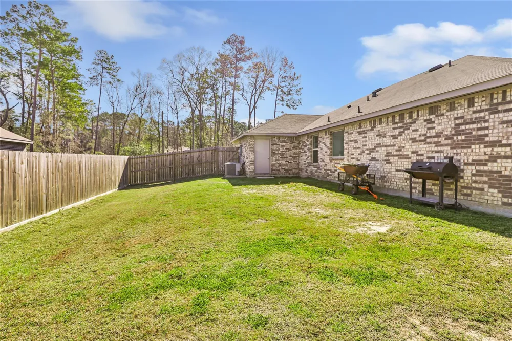 811 Republic Road New Caney, TX 77357