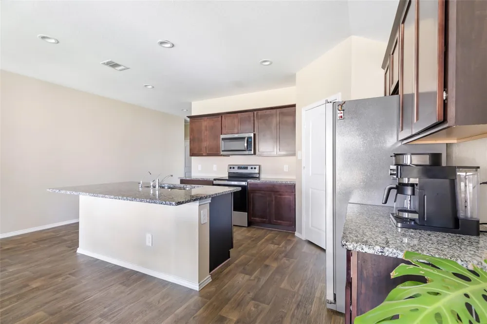 811 Republic Road New Caney, TX 77357