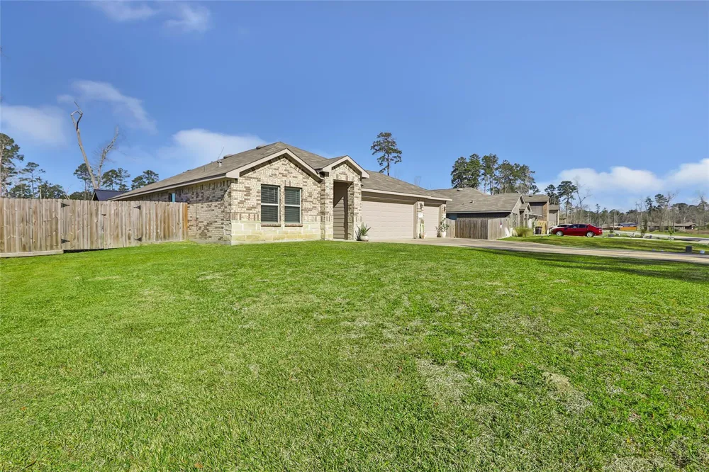 811 Republic Road New Caney, TX 77357