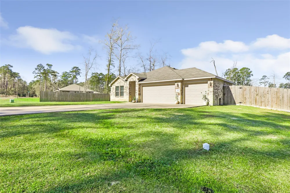 811 Republic Road New Caney, TX 77357
