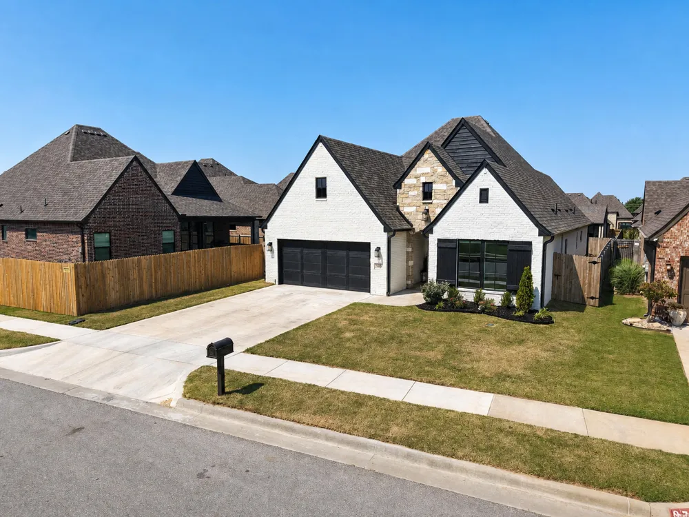 7912 146th EastAvenue Owasso, OK 74055