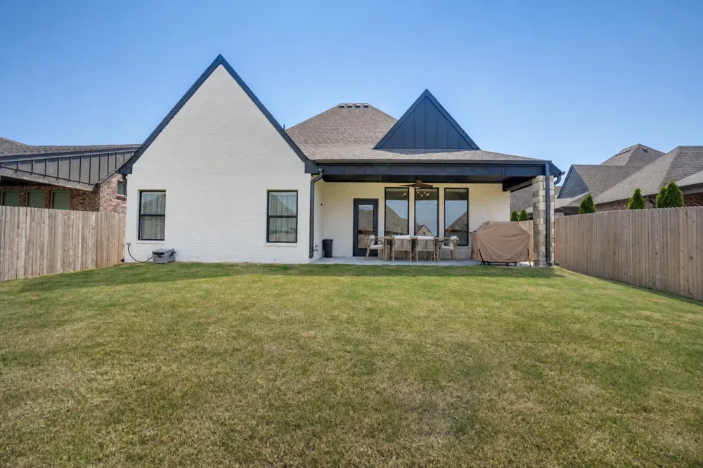 7912 146th EastAvenue Owasso, OK 74055