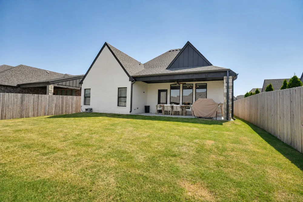 7912 146th EastAvenue Owasso, OK 74055