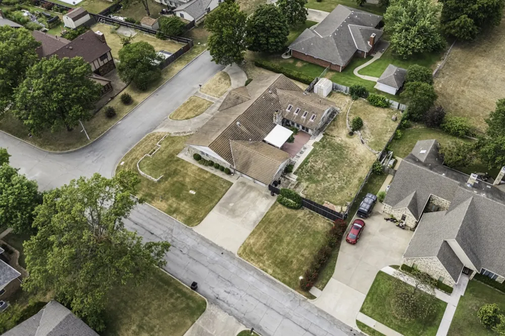2918 Longridge Lane Bartlesville, OK 74006