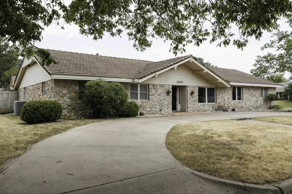 2918 Longridge Lane Bartlesville, OK 74006