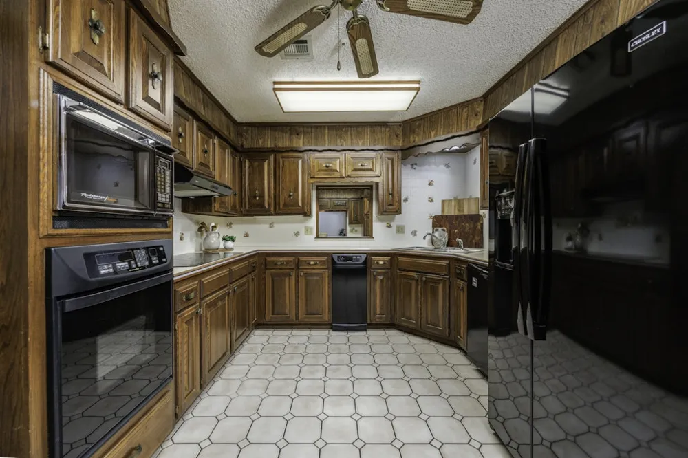 2918 Longridge Lane Bartlesville, OK 74006