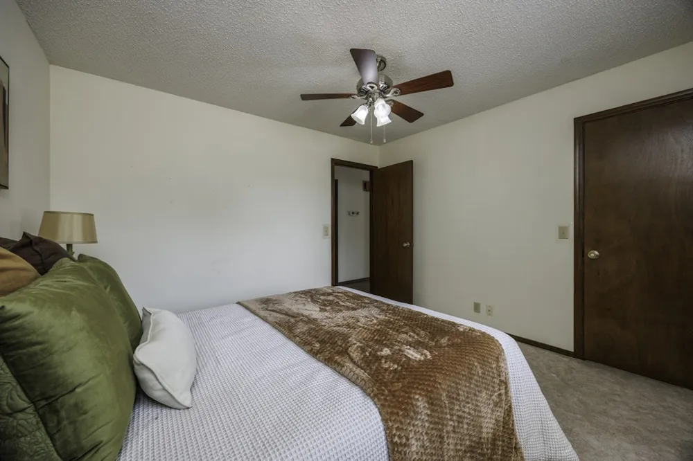 2918 Longridge Lane Bartlesville, OK 74006