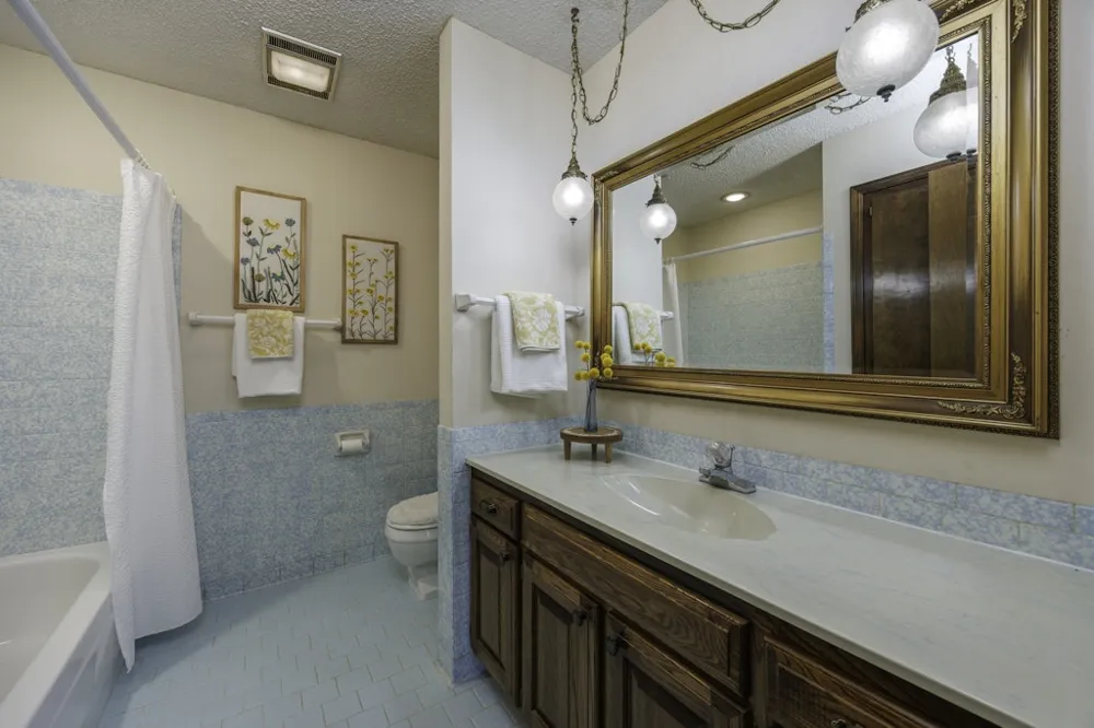 2918 Longridge Lane Bartlesville, OK 74006