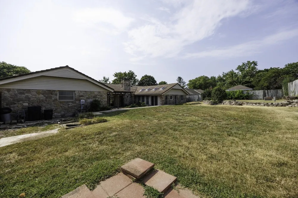 2918 Longridge Lane Bartlesville, OK 74006