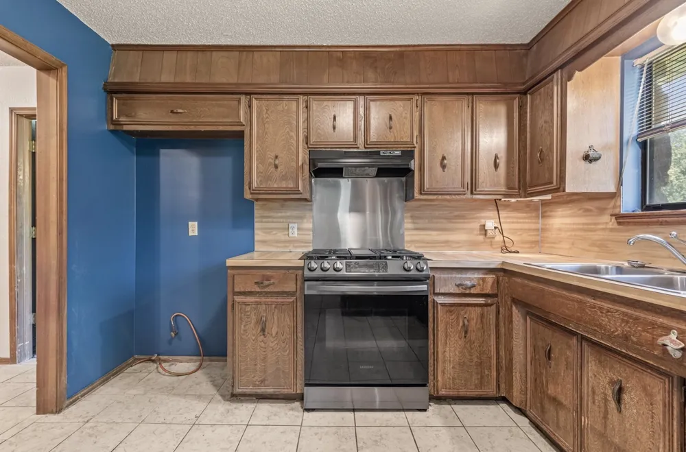 16725 E 127th Street S Broken Arrow, OK 74011