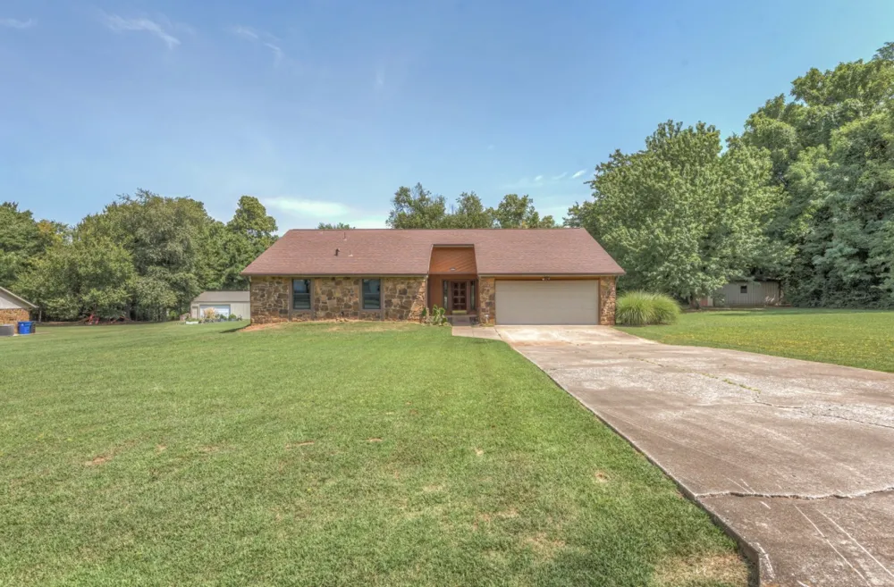 16725 E 127th Street S Broken Arrow, OK 74011