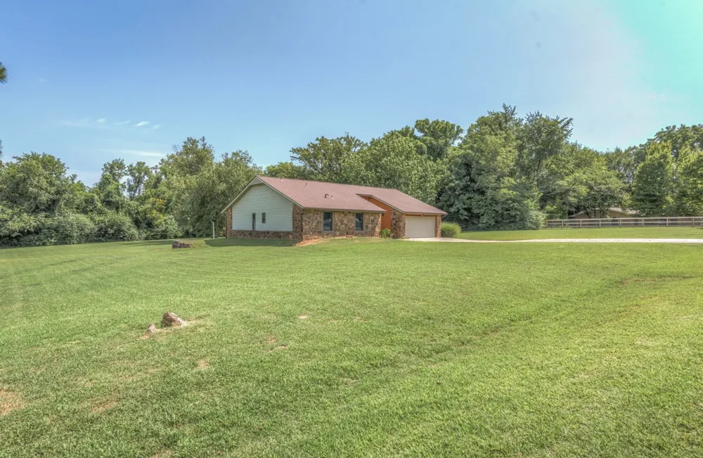 16725 E 127th Street S Broken Arrow, OK 74011