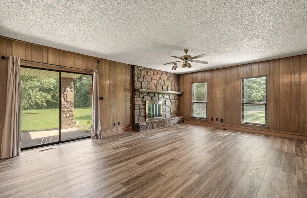 16725 E 127th Street S Broken Arrow, OK 74011