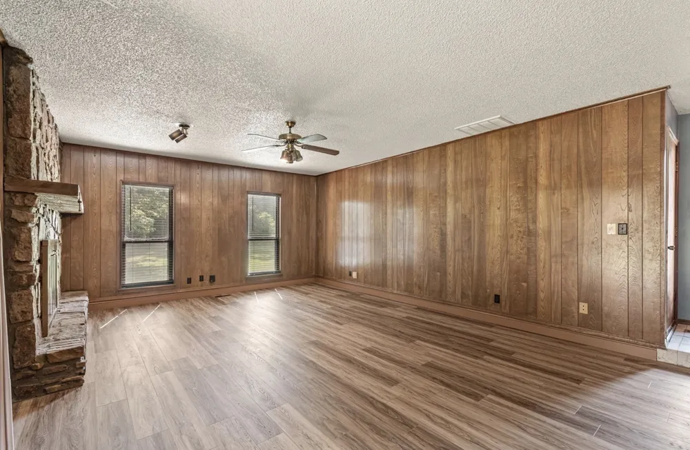 16725 E 127th Street S Broken Arrow, OK 74011