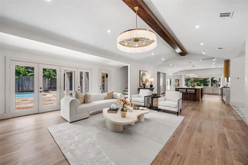 5642 Pine Forest Road Houston, TX 77056