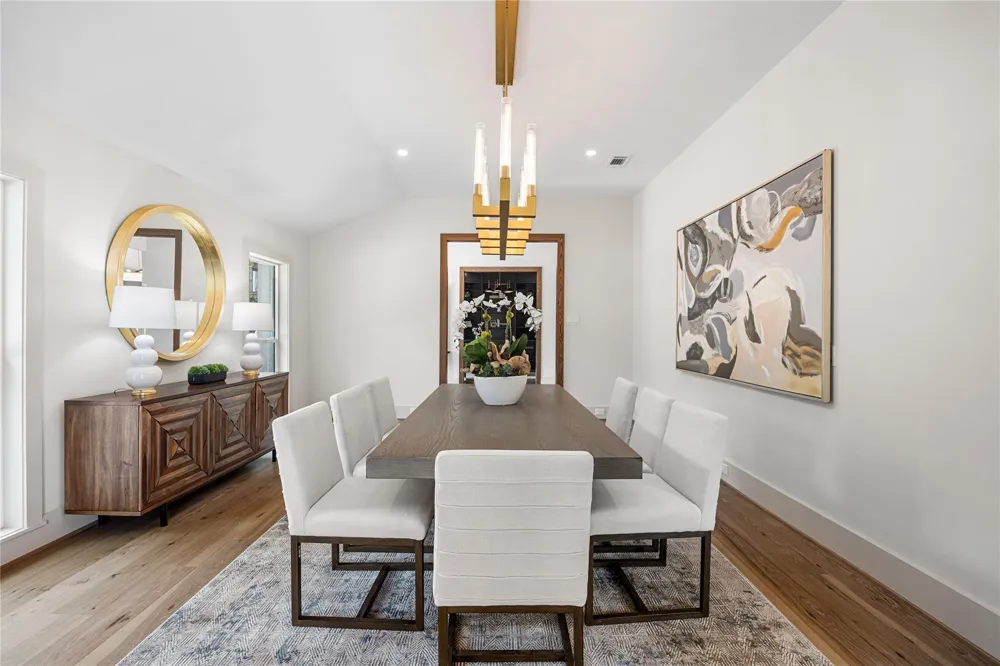 5642 Pine Forest Road Houston, TX 77056