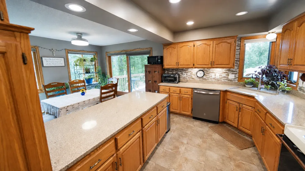 940 Douglas Court Anoka, MN 55303