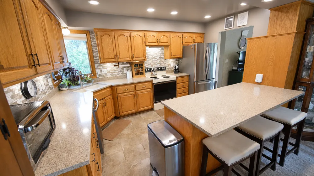940 Douglas Court Anoka, MN 55303