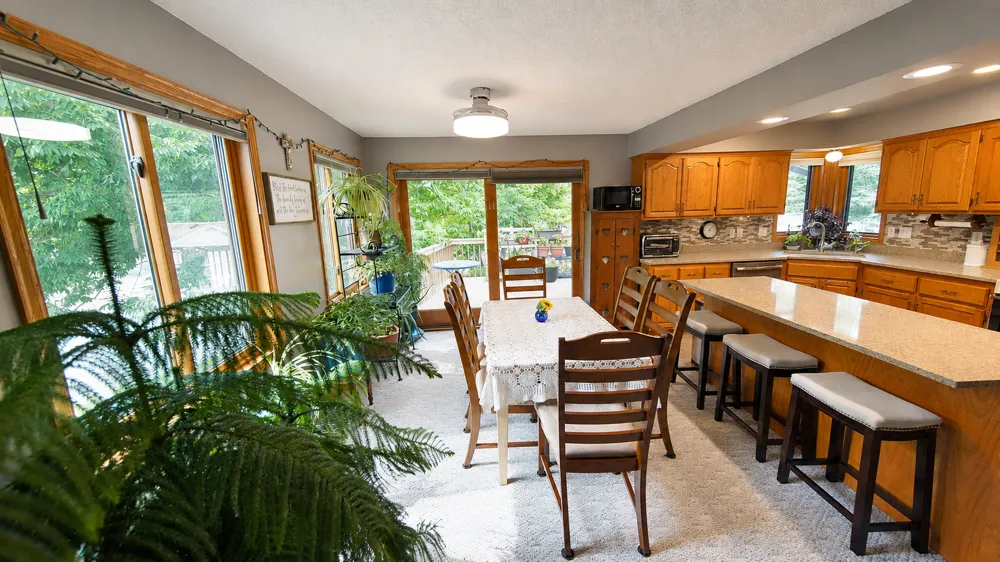 940 Douglas Court Anoka, MN 55303