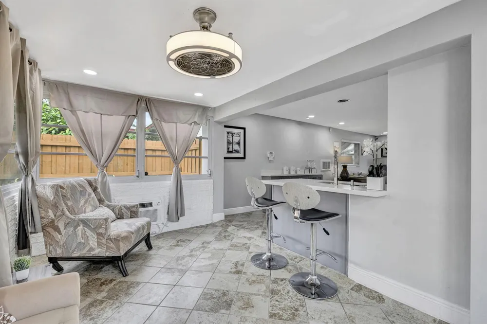 4901 NW 27th Way Tamarac, FL 33309