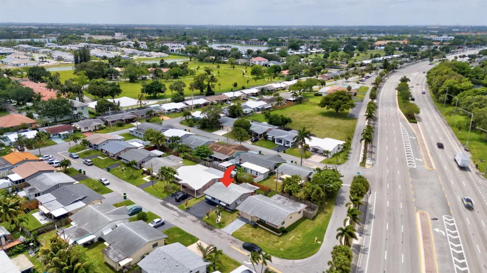 4901 NW 27th Way Tamarac, FL 33309