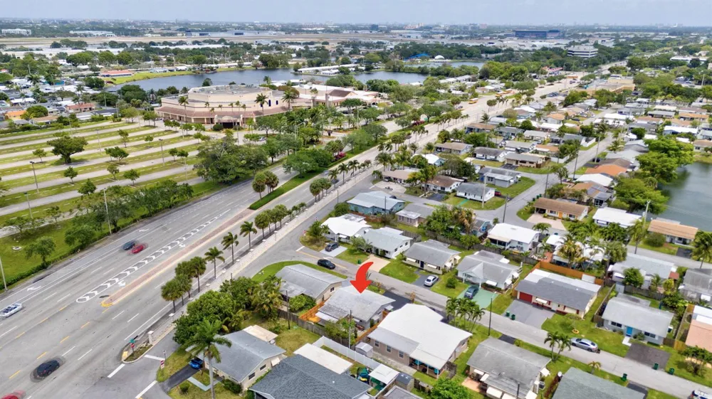 4901 NW 27th Way Tamarac, FL 33309