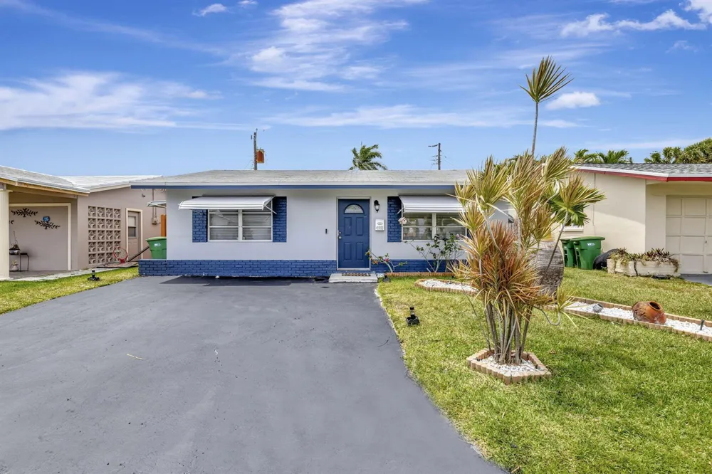 4901 NW 27th Way Tamarac, FL 33309