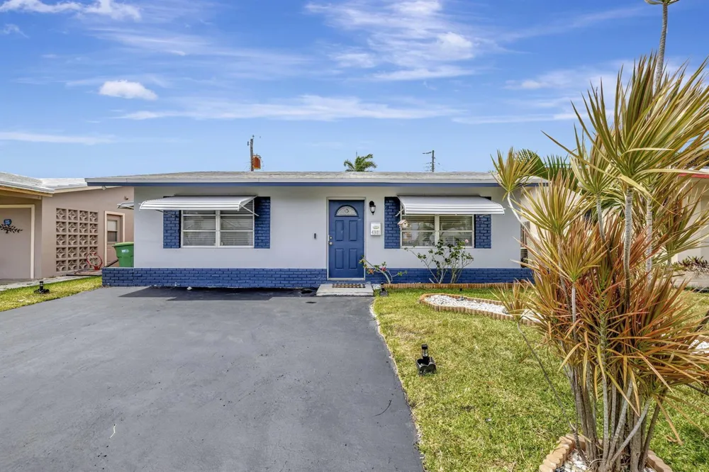 4901 NW 27th Way Tamarac, FL 33309