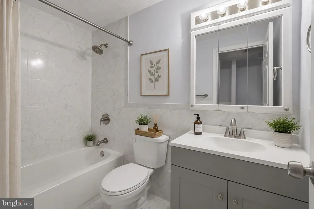 508 PALMSPRING DRIVE Gaithersburg, MD 20878