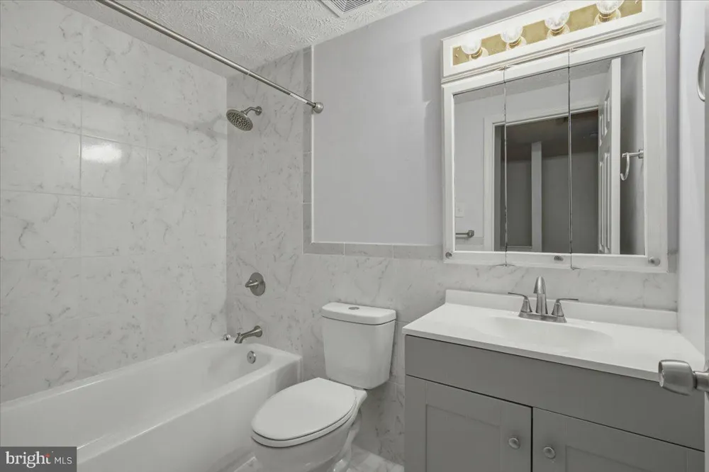508 PALMSPRING DRIVE Gaithersburg, MD 20878