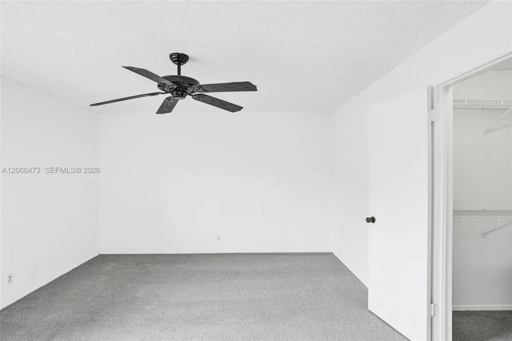 2796 S University Dr #2201 Davie, FL 33328
