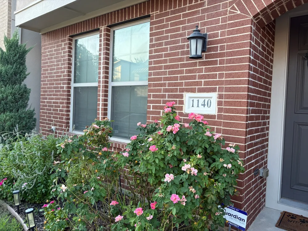 1140 Manacor Lane Dallas, TX 75212