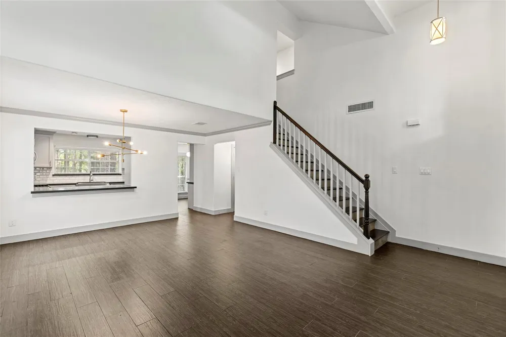 39 W Tallowberry Drive The Woodlands, TX 77381