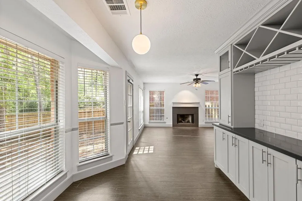 39 W Tallowberry Drive The Woodlands, TX 77381