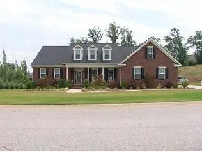 1476 Knob Hill Circle