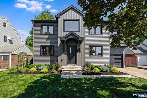 17-19 Berdan Avenue