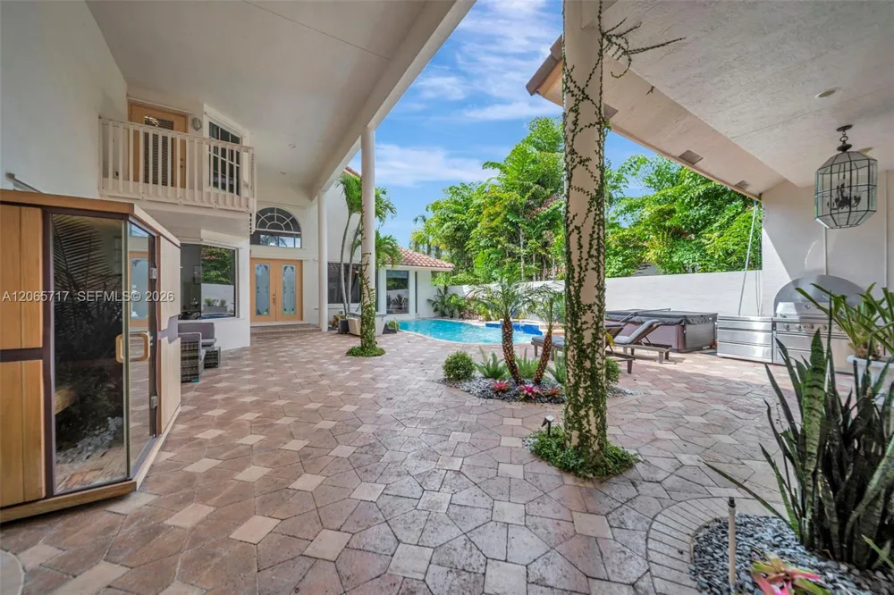 12127 NW 9th Dr Coral Springs, FL 33071