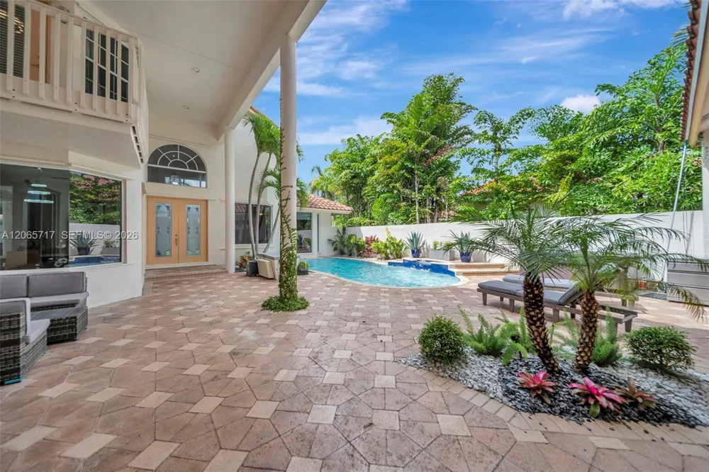 12127 NW 9th Dr Coral Springs, FL 33071