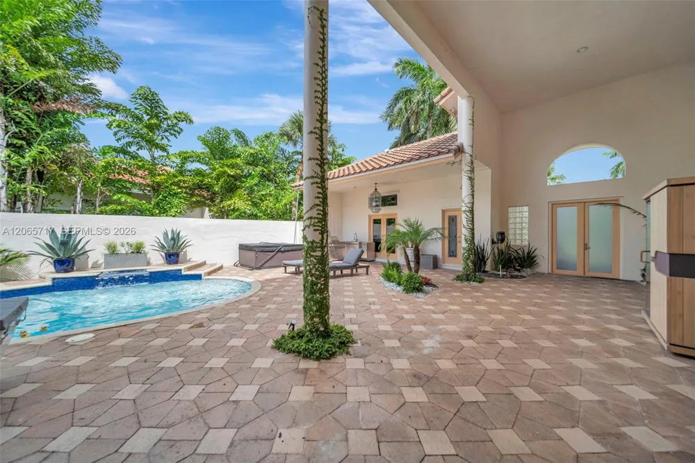 12127 NW 9th Dr Coral Springs, FL 33071