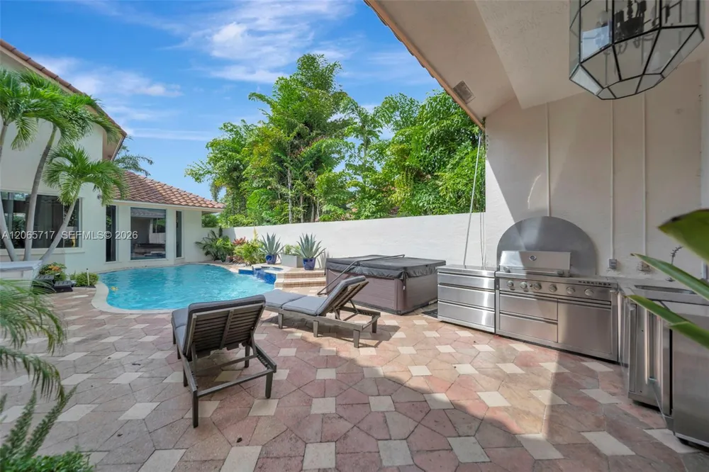 12127 NW 9th Dr Coral Springs, FL 33071
