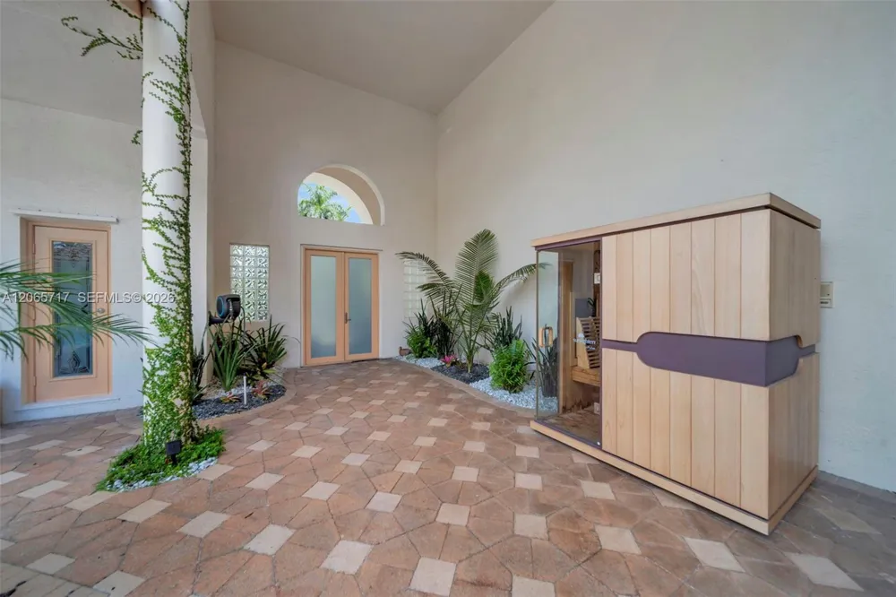 12127 NW 9th Dr Coral Springs, FL 33071