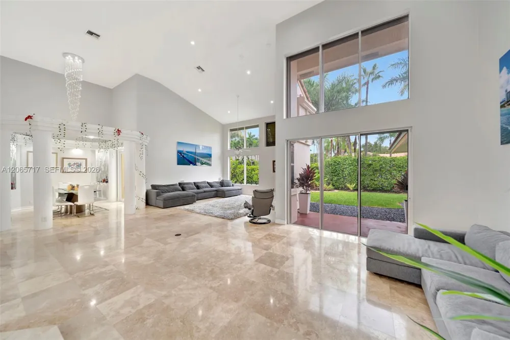 12127 NW 9th Dr Coral Springs, FL 33071